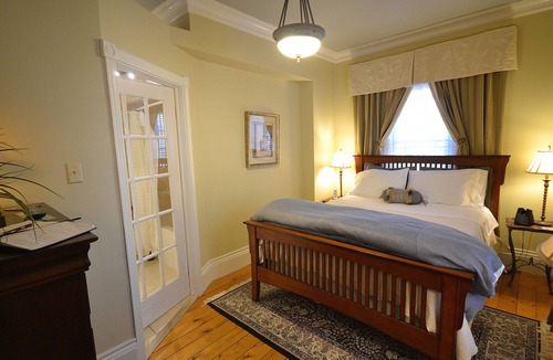 Elmsdale Bed & Breakfast | The Briarwood B&B