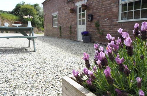 Sticklepath Apartment | The Brick Barn, Drewsteignton