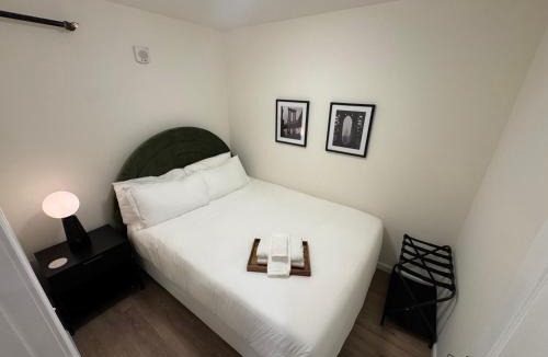 St. Charles Apartment | The Brick & Beam 3rd Floor Apartment