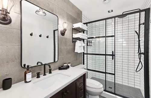 Collingwood Hotel | The Brick & Beam Boutique Hotel