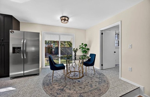 North Charleston House | The Brick House Manor