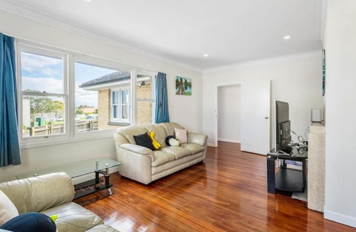 Mount Wellington House | The Brickstone Home with Deck and Parking