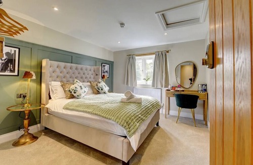 Henley-in-Arden House | The Bridge House Henley