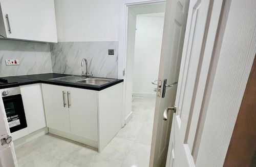 Reigate Hotel | The Bridge House Hotel