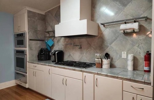 Flowery Branch House | The Bridge House