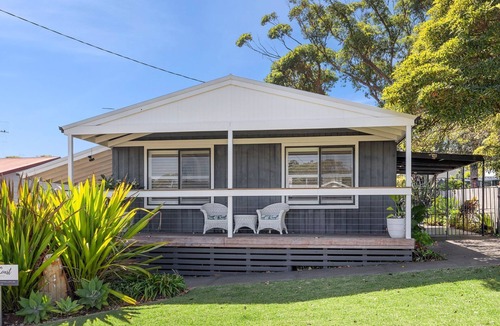 Manyana House | The Bridge Walk