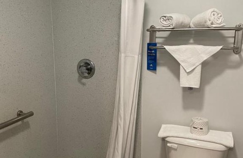 Yuba City Hotel | The Bridgepark Inn & Suites