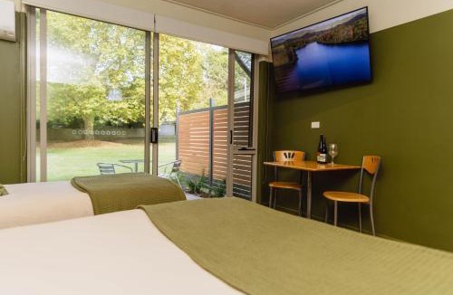 Bright Hotel | The Bright Motor Inn