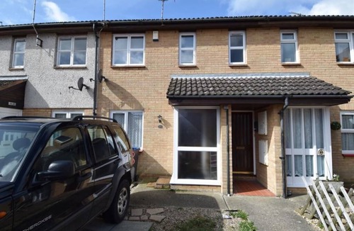 Herne Bay Apartment | The Broadway Retreat With Parking