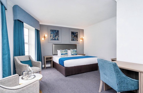 London Borough of Bromley Hotel | The Bromley Court Hotel