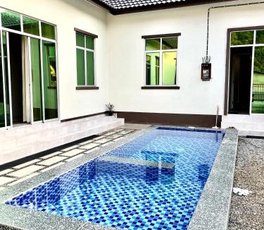 Kampung Aur Villa | The Broms Villa