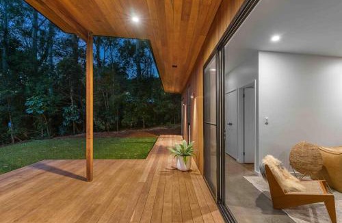 Ewingsdale House | The Brook View Byron Bay