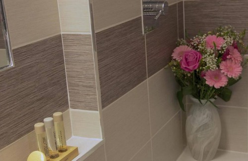 Emsworth Hotel | The Brookfield Hotel