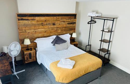 Lewisham Hotel | The Brookmill