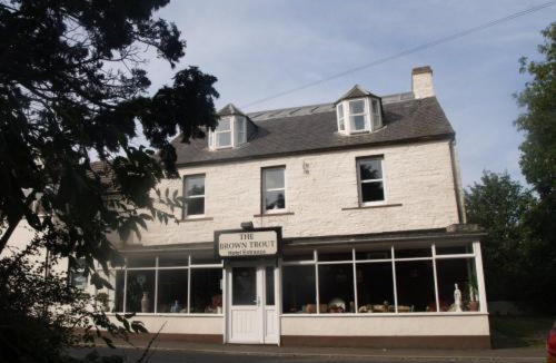 Watten Hotel | The Brown Trout Hotel