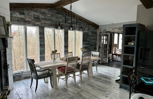 Boston Heights House | The Brupoppy Farm & Stay is farm located in the heart of Boston Heights Ohio.