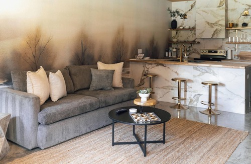 Downtown Cottage | The Bryan Treehouse, near Texas A&M! Your Home Away from Home!