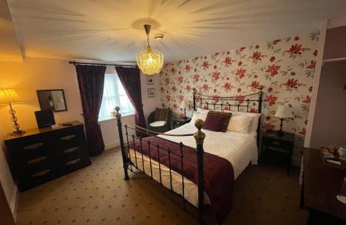 Hundall Hotel | The Bubble Inn Hotel