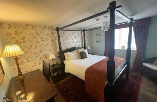 Hundall Hotel | The Bubble Inn Hotel