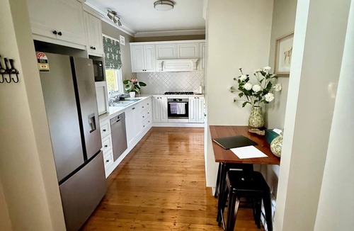 Parkes House | The Buchanan 1894