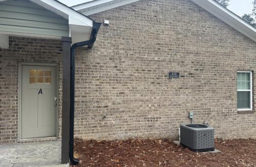 Lexington House | The Buford T Justice Suite