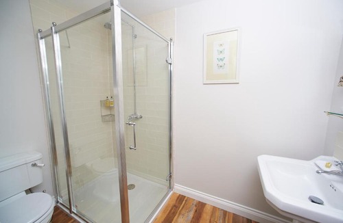 Twyford Bed & Breakfast | The Bugle Inn Twyford