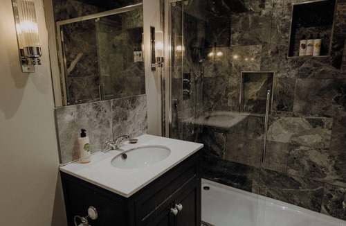 Stamford Bed & Breakfast | The Bull And Swan