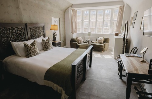Stamford Bed & Breakfast | The Bull And Swan