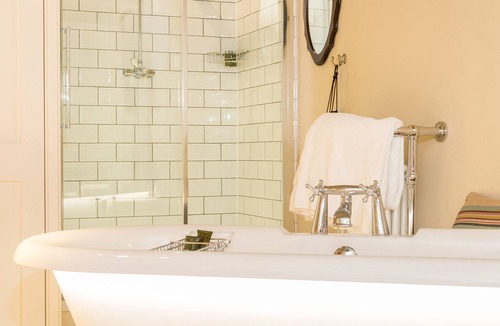 Olney Hotel | The Bull Hotel