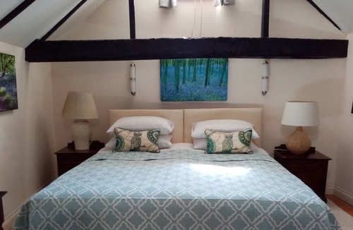 Woodfalls Hotel | The Bull Hotel