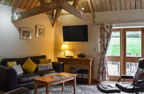 Compton House | The Bull Pen - 17320