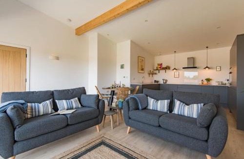 Ashford House | The Bull Pen by Bloom Stays