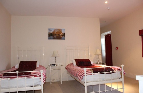 Fishbourne Bed & Breakfast | The Bulls Head