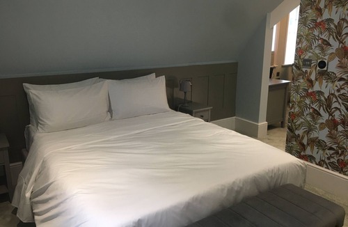 Ewhurst Bed & Breakfast | The Bulls Head Inn