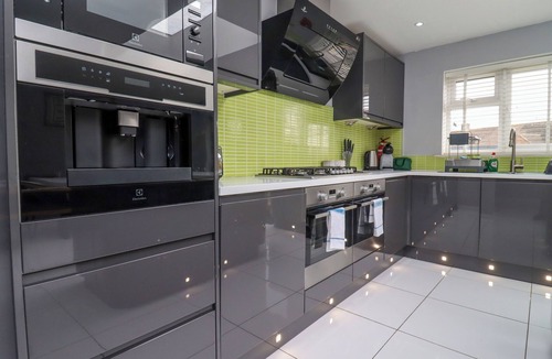 Stonehouse Cottage | The Bullseye