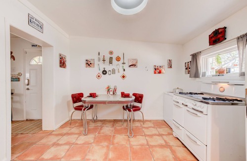 Heart of Lubbock House | The Bung - Waves of Fun!