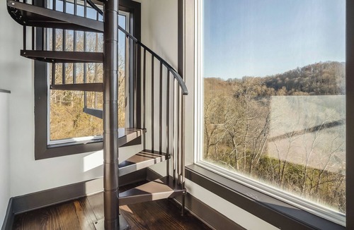 Smithville House | The Bungalow at Blue Water Bay