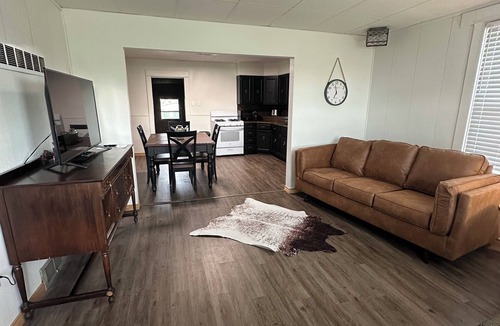 Barton County House | The Bungalow House; 2 Bed 1 bath; minutes from Cheyenne Bottoms! Pet Friendly.