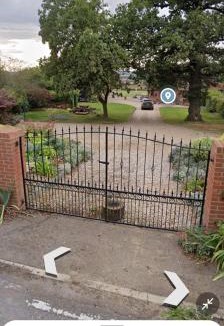 Waltham Abbey House | The Bungalow, in heart of High Beach, Epping Forest