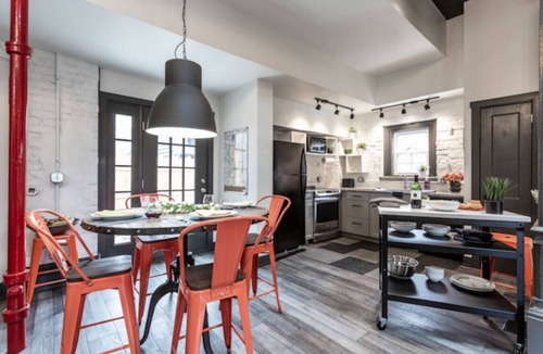Indianapolis House | The Bungalow @Keystone