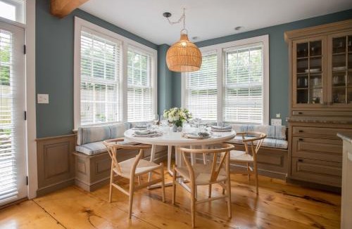 Nantucket Town House | The Bungalow