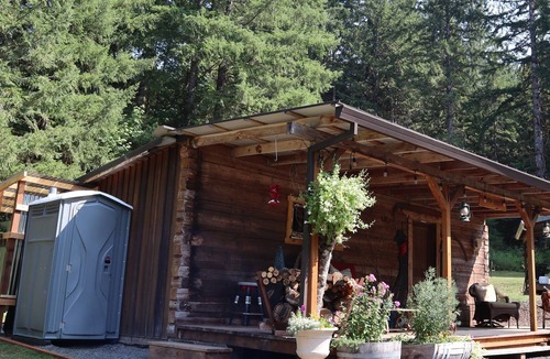 Scappoose Cabin | The Bunk House