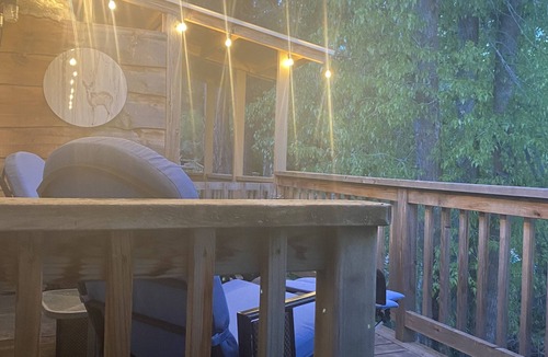 Joseph Apartment | The Bunkhouse, A Romantic Riverside Get-A-Away for Two