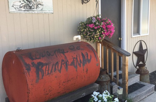 Joseph Apartment | The Bunkhouse, A Romantic Riverside Get-A-Away for Two