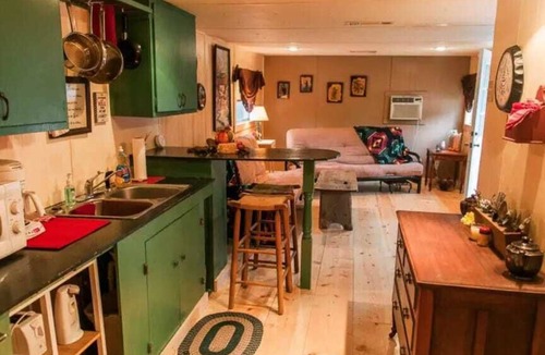 Hawkins House | The Bunkhouse at Music Springs