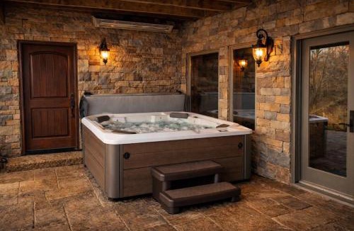 Branson Theater District House | The Bunkhouse at Rock Canyon
