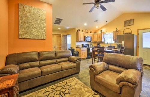 Payne County House | The Bunkhouse at Rolling Meadows Ranch with Grill!