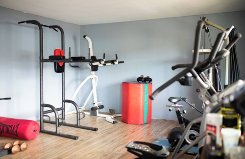 Roseburg Apartment | the Bunkhouse Eagle - Private Studio Retreat Room