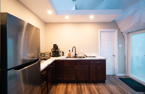 Queens County RV Rental | The Bur Oak
