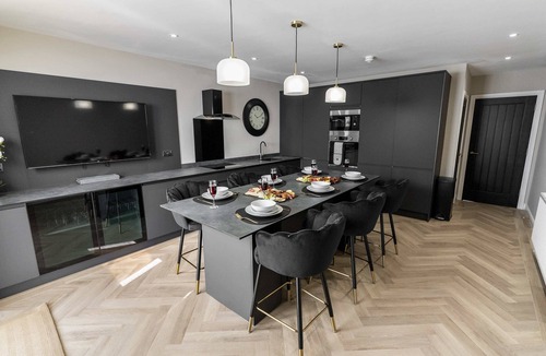 South Shore House | The Burlington by STAMP SA